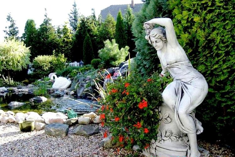 Садовые скульптуры в ландшафтном дизайне